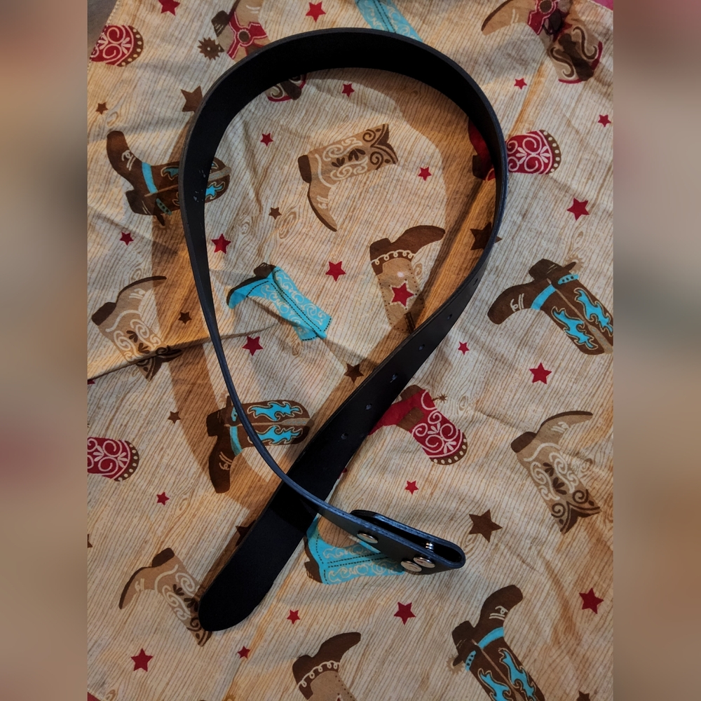 Women's Vtg Chic Black Belt